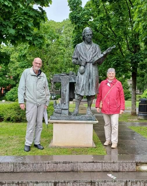 Et billede, der indeholder udendrs, tj, tr, menneske

Automatisk genereret beskrivelse